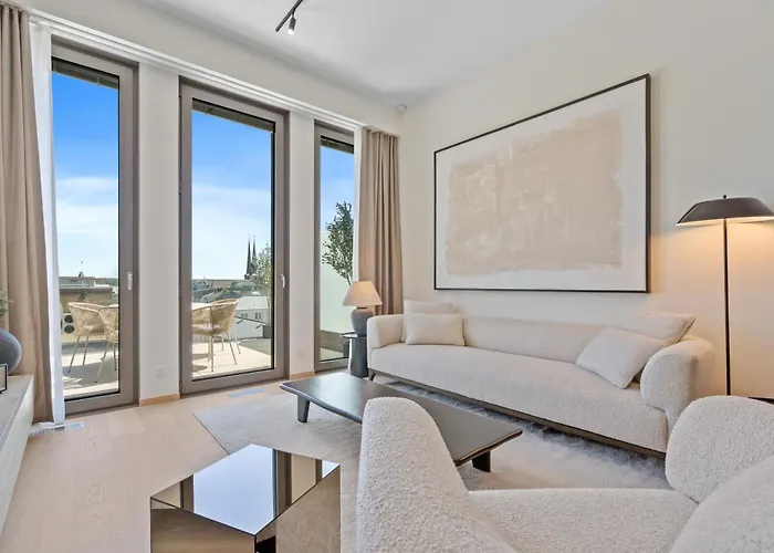 Voya Zenit Royal - Luxury Rooftop Views & Concierge