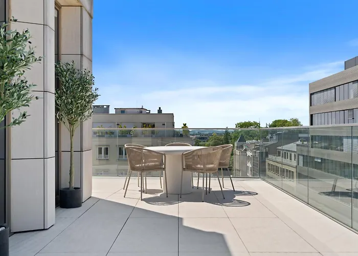 Voya Zenit Royal - Luxury Rooftop Views & Concierge Lussemburgo
