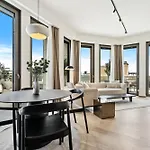 Voya Zenit Royal - Luxury Rooftop Views & Concierge