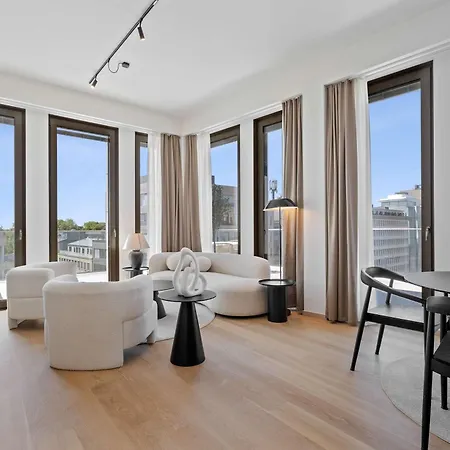 Voya Zenit Royal - Luxury Rooftop Views & Concierge Apartment Luxembourg