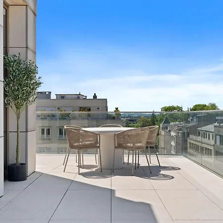 Voya Zenit Royal - Luxury Rooftop Views & Concierge Luxembourg