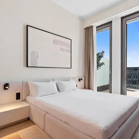Voya Zenit Royal - Luxury Rooftop Views & Concierge *