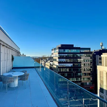 Voya Zenit Royal - Luxury Rooftop Views & Concierge