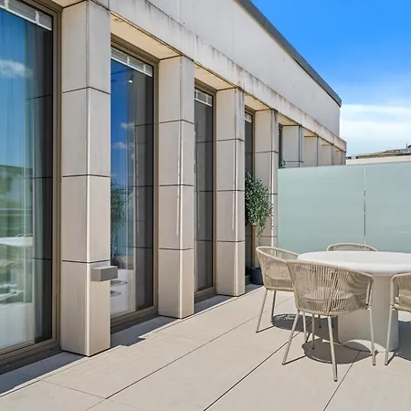 Voya Zenit Royal - Luxury Rooftop Views & Concierge