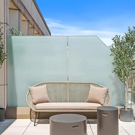 Voya Zenit Royal - Luxury Rooftop Views & Concierge * Luxembourg