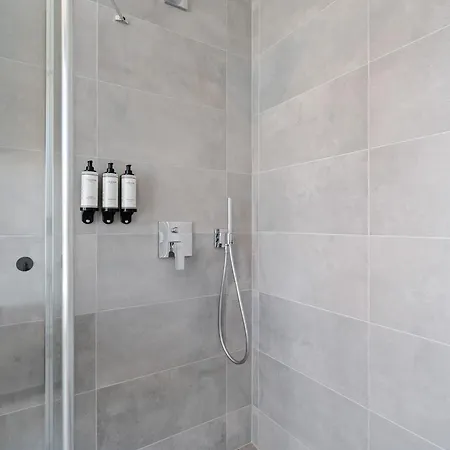 Apartment Voya Zenit Royal - Luxury Rooftop Views & Concierge