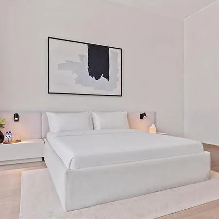 Voya Zenit Royal - Luxury Rooftop Views & Concierge *
