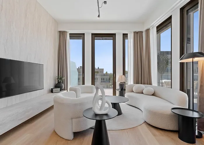 Voya Zenit Royal - Luxury Rooftop Views & Concierge * Luxembourg By