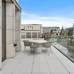 Voya Zenit Royal - Luxury Rooftop Views & Concierge Lägenhet