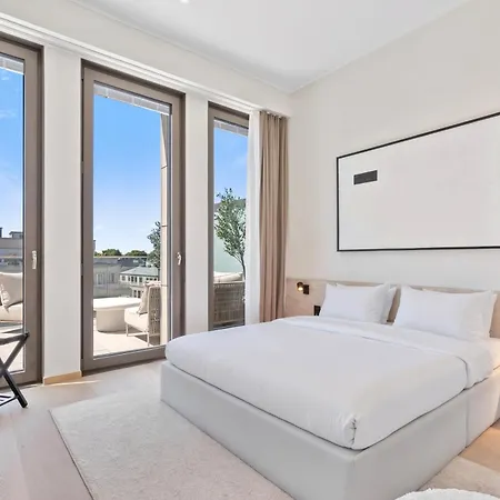 Voya Zenit Royal - Luxury Rooftop Views & Concierge Apartament Luksemburg